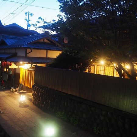 Отель 飲んで泊まれる古民家 -浮木-Fumoku Тино Экстерьер фото