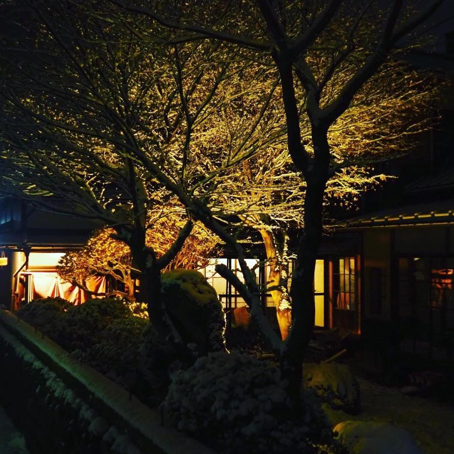Отель 飲んで泊まれる古民家 -浮木-Fumoku Тино Экстерьер фото